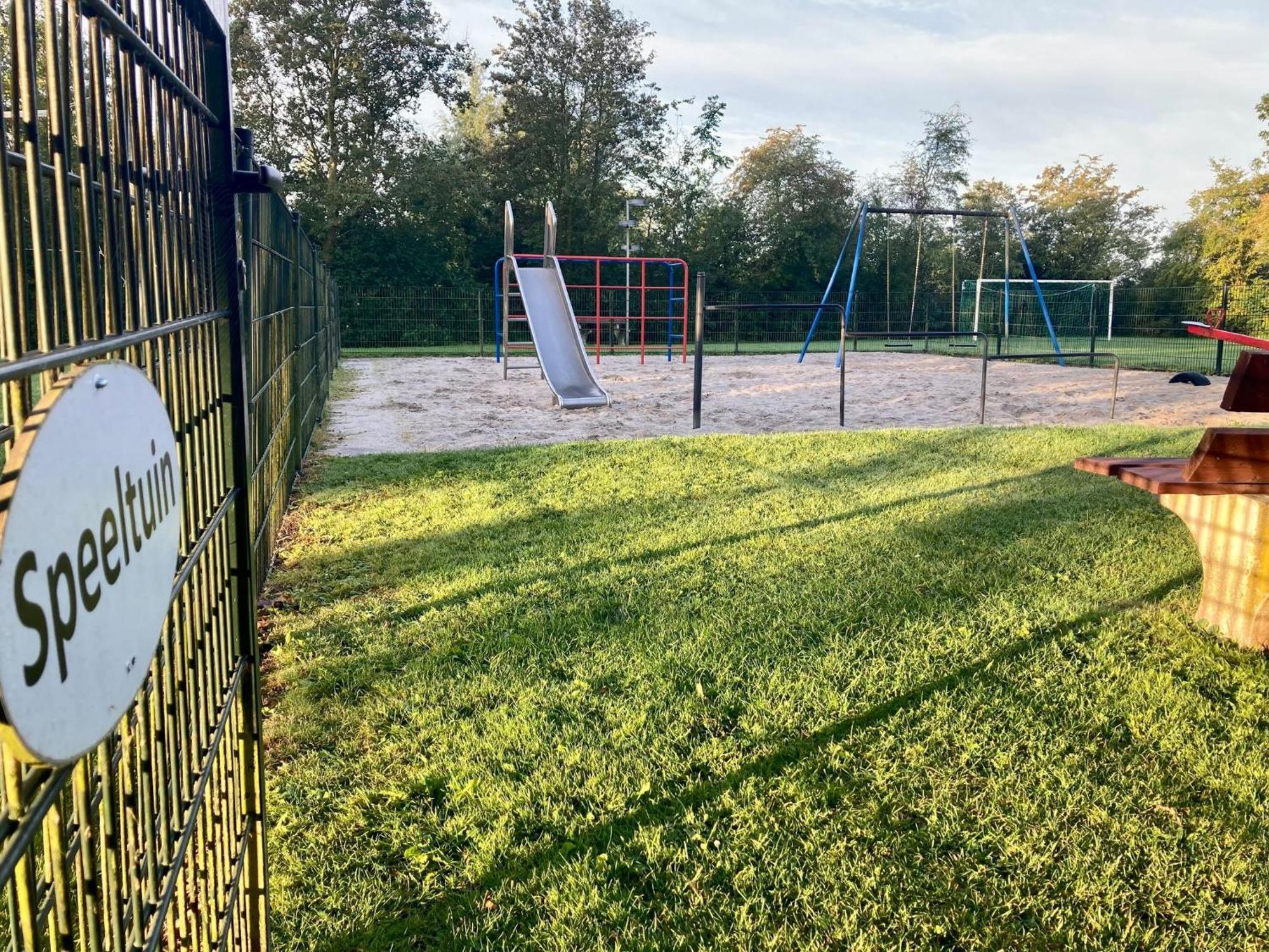 Merle 6 Pers Modern With Private Fenced Garden Ferienhaus *